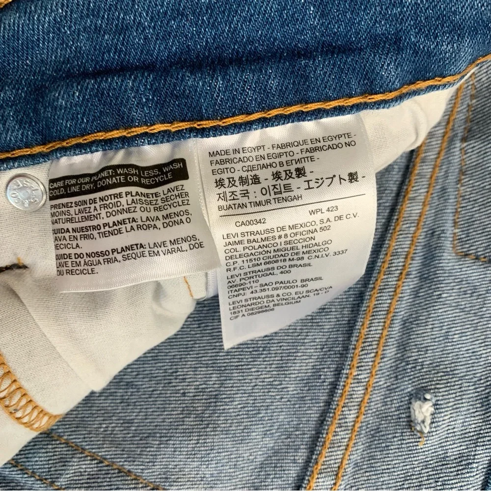 Levi's Men's 541  Medium Wash Athletic Taper Leg Jeans Size 44 x 30